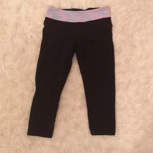 Adorable girls ivivva cropped leggings!!!